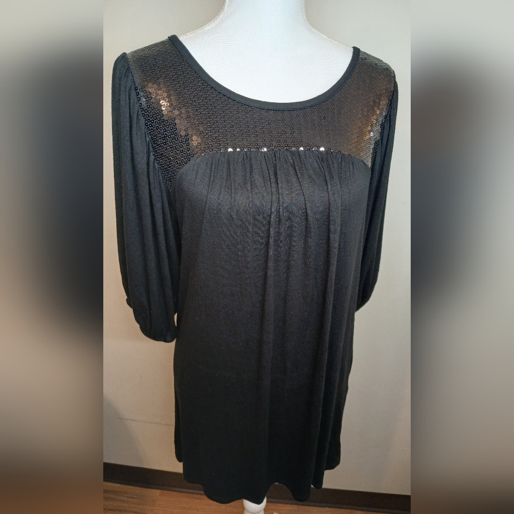 Casting Black Sequin Tunic Top – Size 2 (Medium) NWT